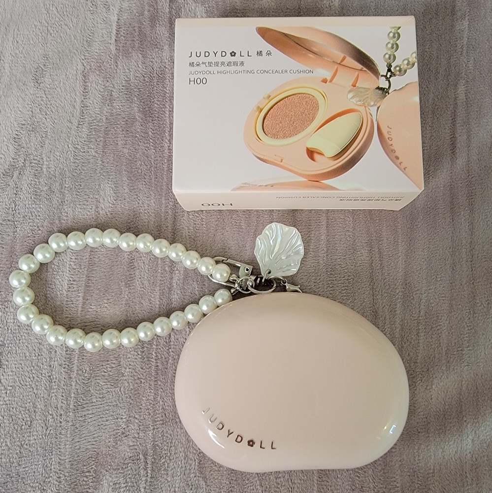 Highlighting Concealer Cushion - Cream